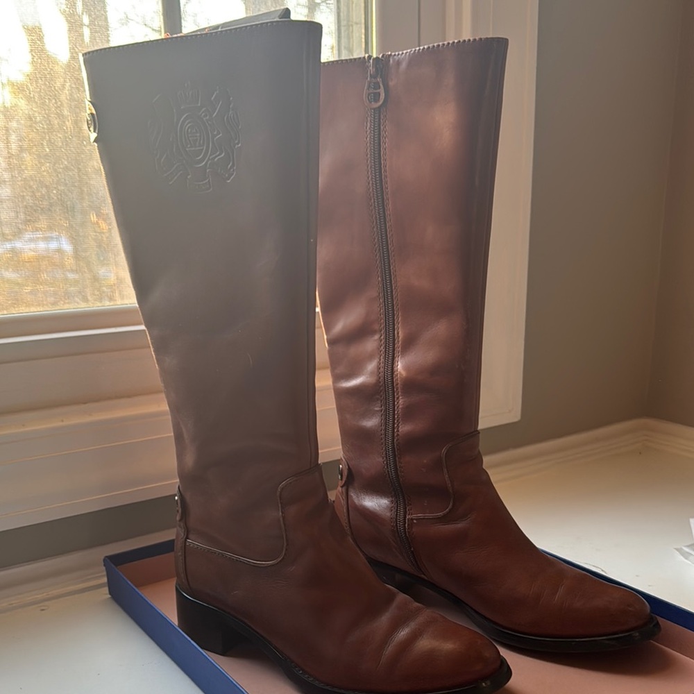 Elegant Brown Leather Riding Boots